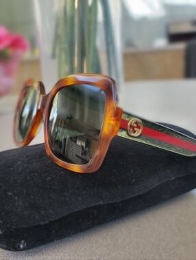 Gucci Brown/Tortoiseshell Square Sunglasses with Green-Red Temple Stripes